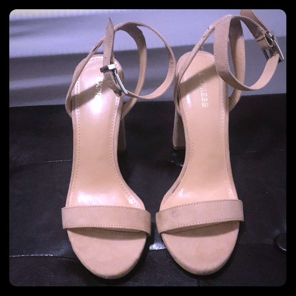 Express heels